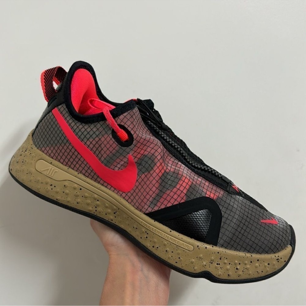 NIKE PG 4 SNEAKERS